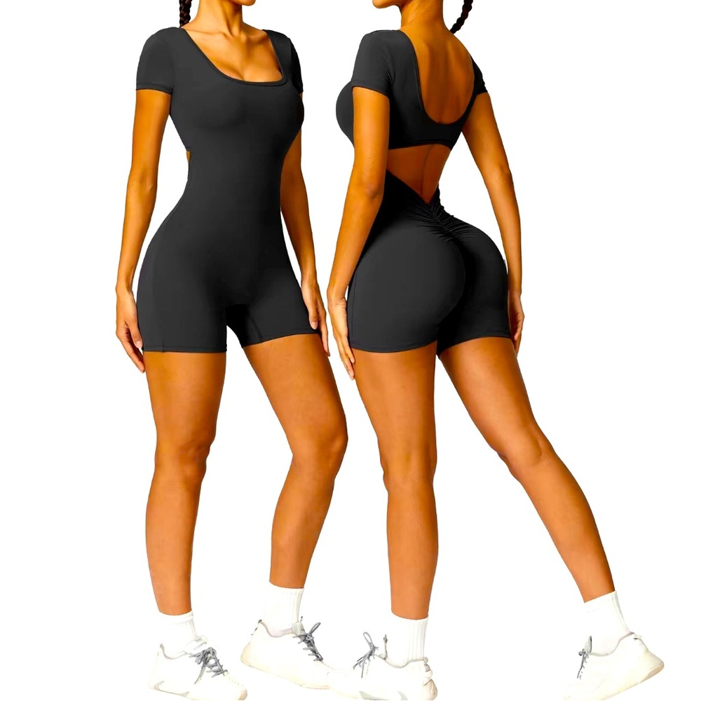 Scrunch Butt Yoga Romper new with tags!